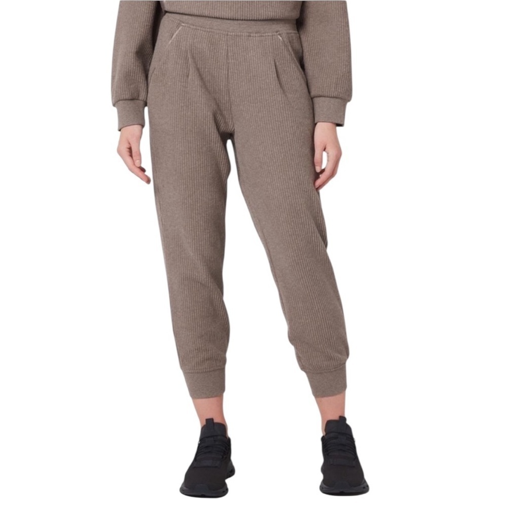 Varley Chaucer Corduroy Ribbed Jogger Pants